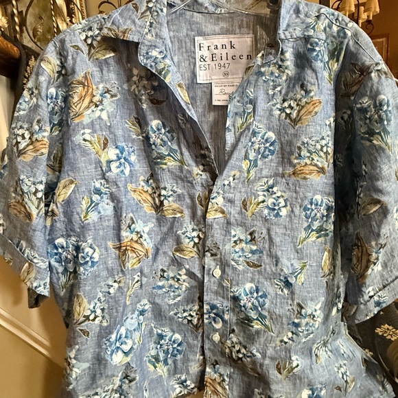 Frank and Eileen NWT Never worn Rosie short  sleeve 100% Linen button front XS - Picture 4 of 10